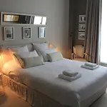 Du Square, Luxury Parigi