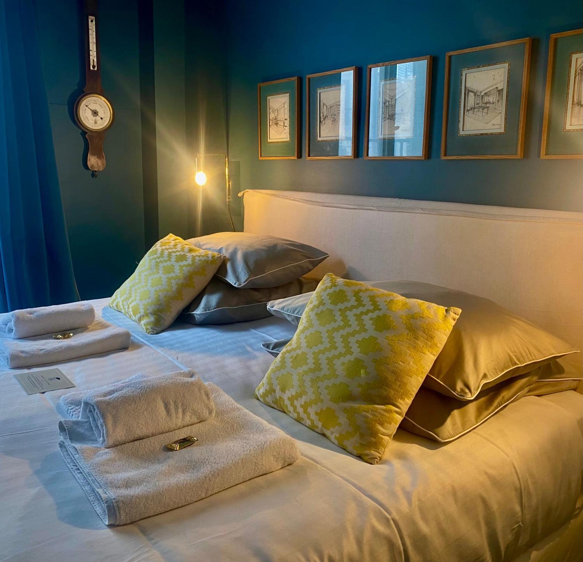 Du Square, Luxury 4*