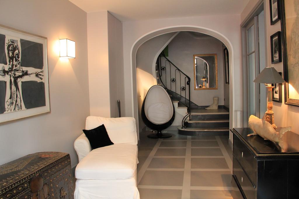 Bed & Breakfast Du Square, Luxury 4*