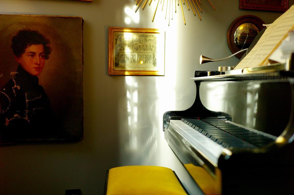 Du Square, Luxury Parigi